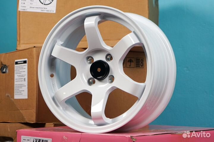 Литые диски Rays TE37 R15 7.0 4x100 *D156