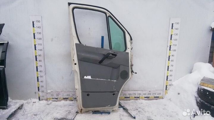 Дверь передняя левая Volkswagen Crafter
