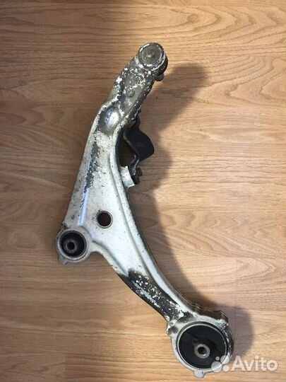 Левый рычаг nissan teana j32