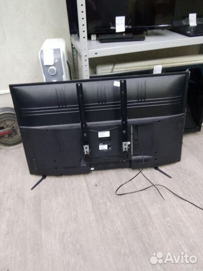 Телевизор dexp H39F8000Q