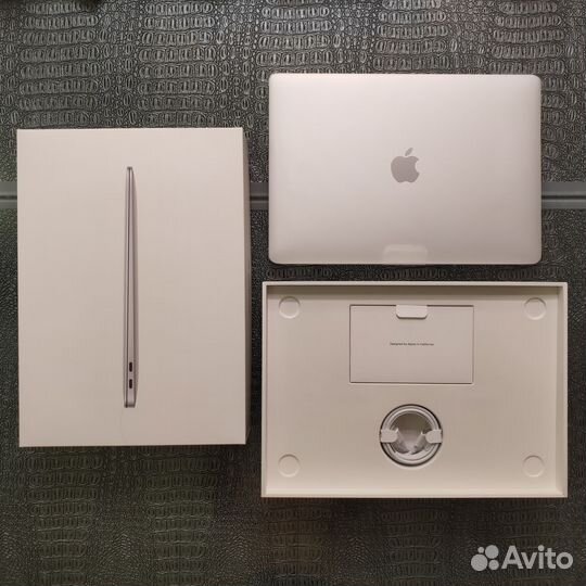 Ноутбук Apple MacBook Air 13 M1 2020