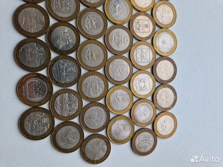 Десятирублевые монеты биметалл, два рубля монеты