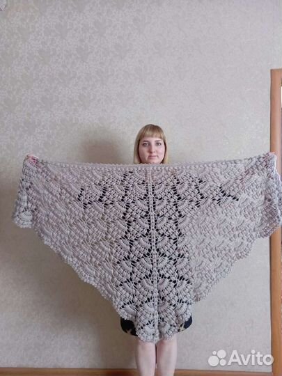 Шали крючком,ручная работа