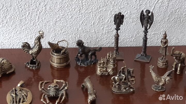 Статуэтка миниатюрная Бронза