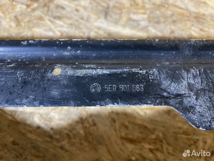 Кронштейн крепления топливного бака Skoda Octavia