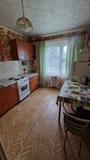 2-к. квартира, 54 м², 1/9 эт.