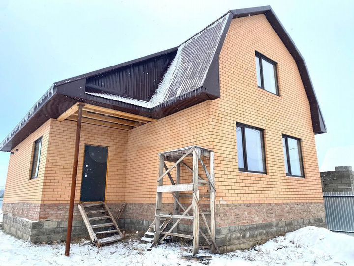 Дом 233 м² на участке 14 сот.