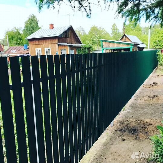 Забор из евроштакетника под ключ