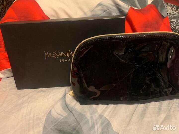 Yves saint laurent Косметичка/клатч лаковая
