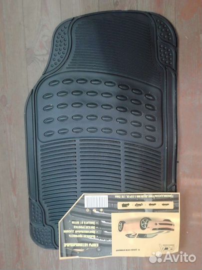 Автомобильные коврики универсальные