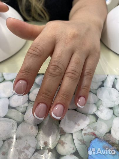 Маникюр педикюр
