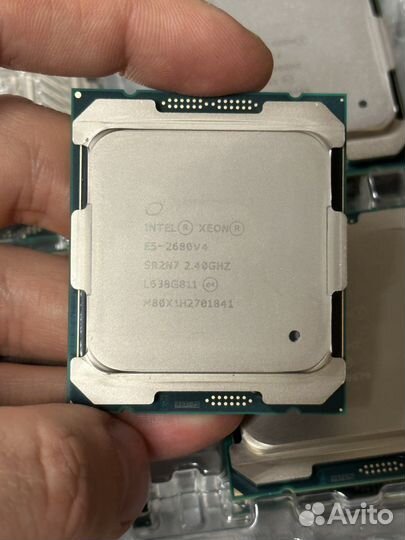 Intel Xeon E5-2680v4 LGA 2011-3 14/28 2,4-3,3 GHz