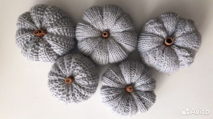 Тыква вязанная декор