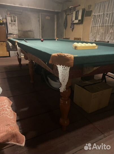 Бильярдный стол