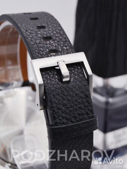 Наручные часы покорившие интернет 2030