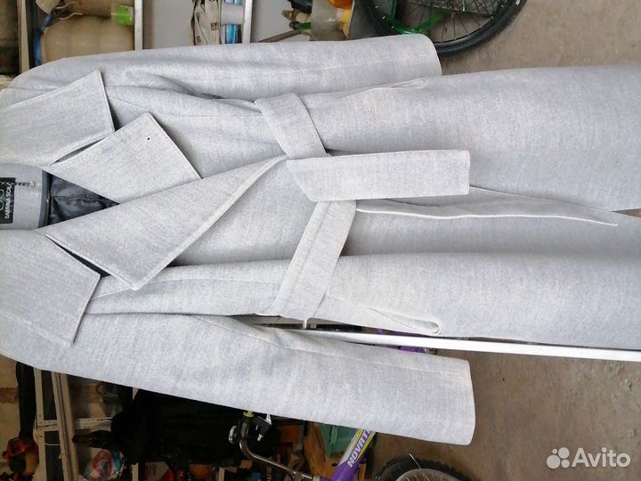 Пальто женское 42 44