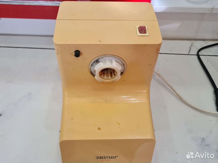 Мясорубка электрическая