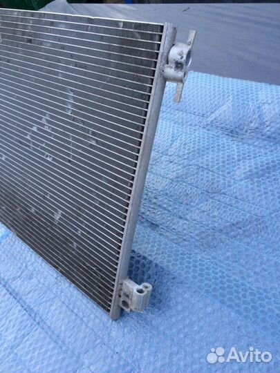 Радиатор кондиционера Рено Логан 2 Vesta X-ray