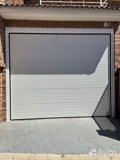 Роллетные ворота Производство Монтаж Обслуживание