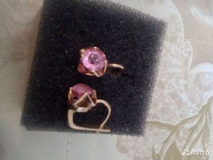 Золотые серьги