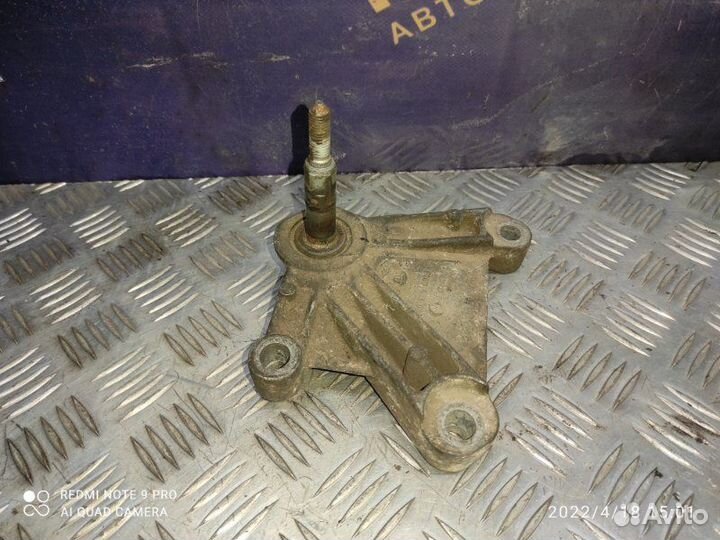 Кронштейн АКПП Renault Megane 2 2003-2008