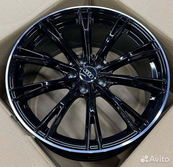 Диски на Audi Ауди Q8 R22