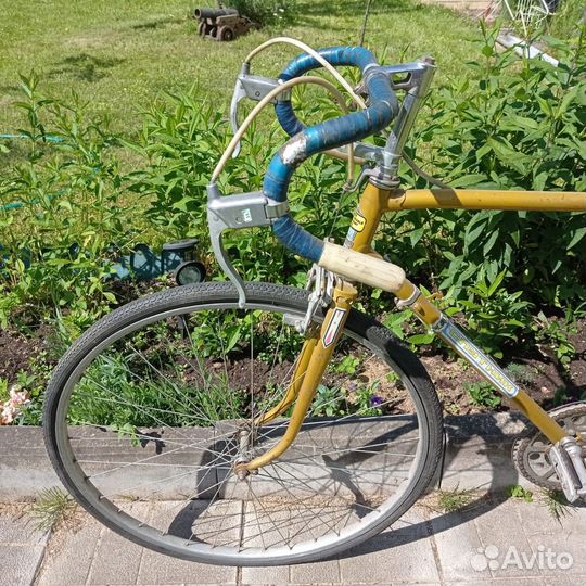 Велосипед спортивный спутник хвз