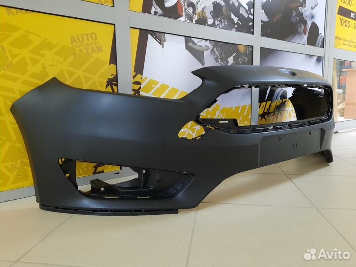 Передний бампер Ford Focus 3 2015-2019