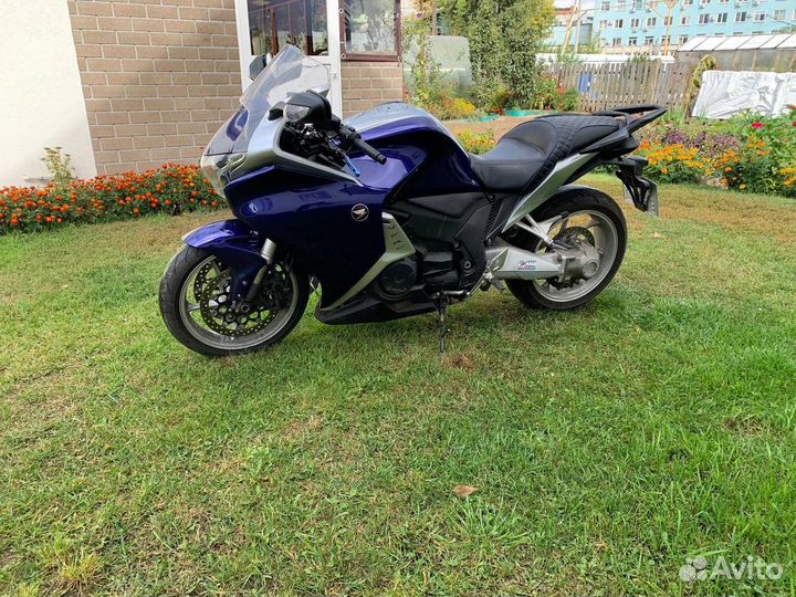 Honda VFR1200F