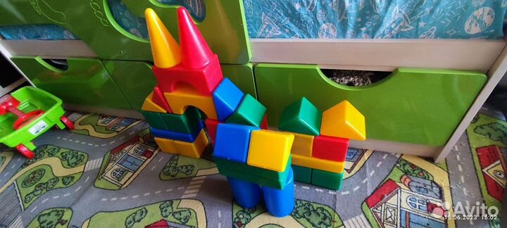 Кубики, конструктор, кегли