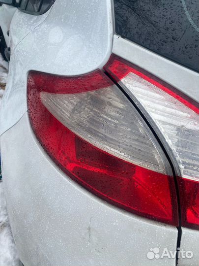 Фонарь задний левый наружный Renault Megane 3