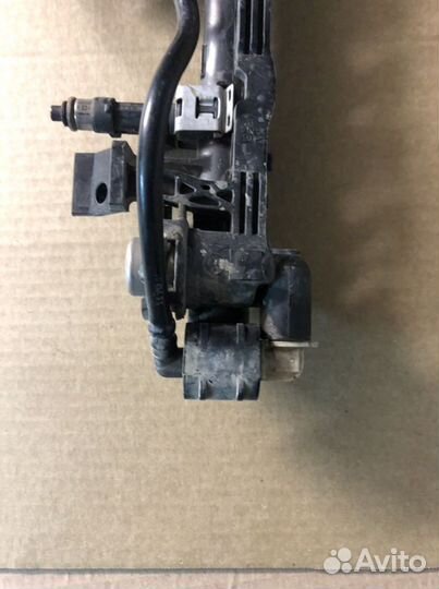 Рейка (рампа) топливная Ford Focus 3 1.6