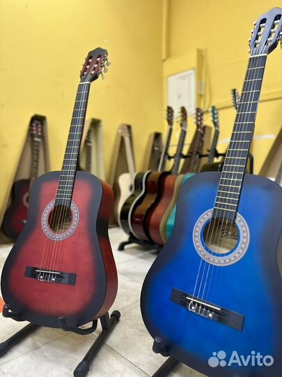 Классическая гитара Belucci