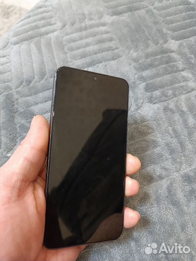 Samsung Galaxy S22, 8/128 ГБ