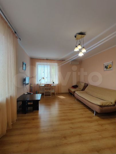 2-к. квартира, 63 м², 2/6 эт.