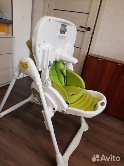 Стульчик для кормления brevi