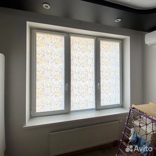 Жалюзи и рулонные шторы на окна