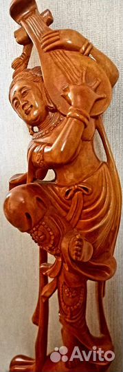 Статуэтка китайская деревянная
