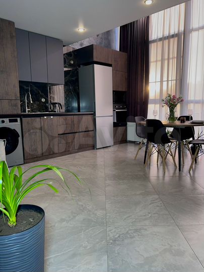 2-к. квартира, 60 м², 2/2 эт.