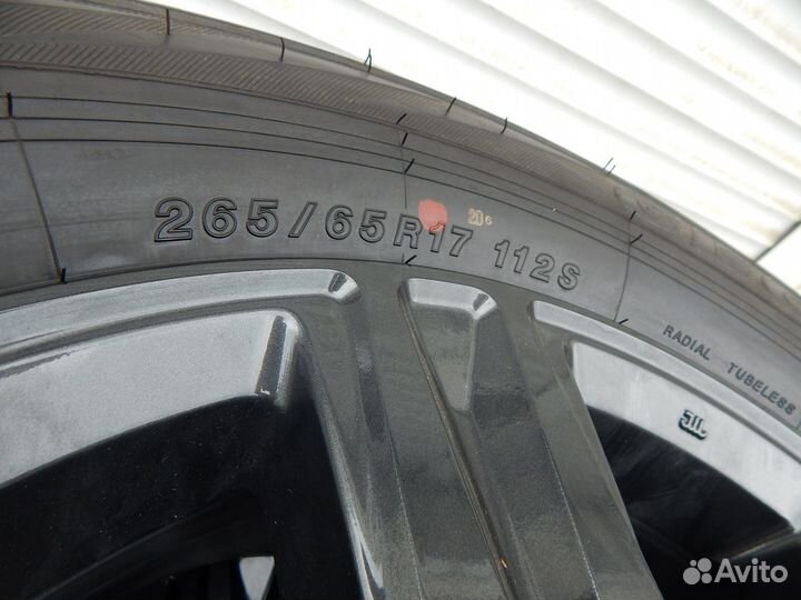 Yokohama Geolandar G94 265/65 R17