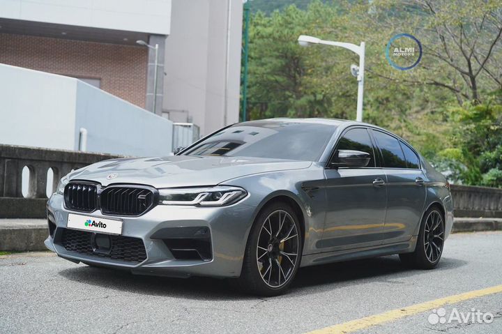 BMW M5 4.4 AT, 2022, 5 316 км