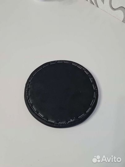 Подлокотник для мастера маникюра