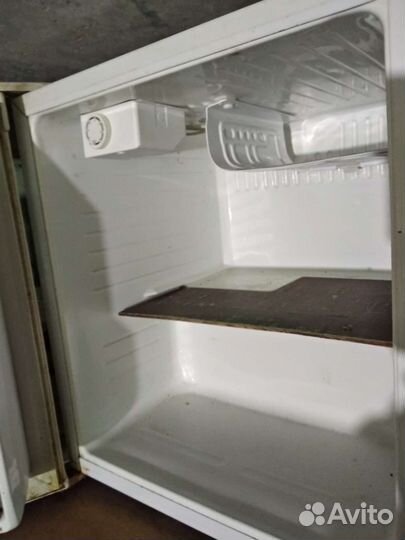 Холодильник бу маленький
