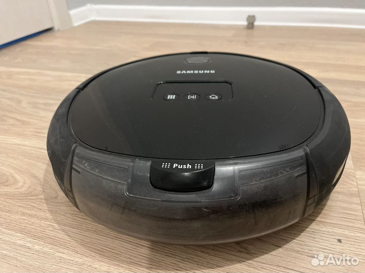 Робот-пылесос Samsung Navibot Light SR8750