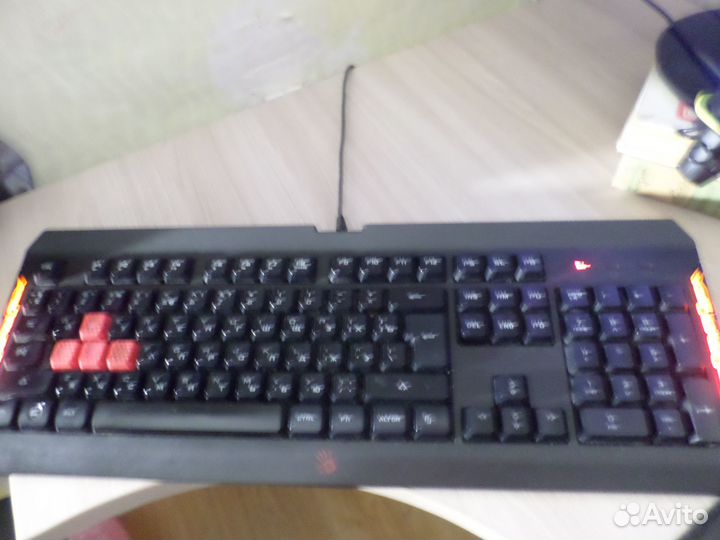 Игровая клавиатура С подсветкой