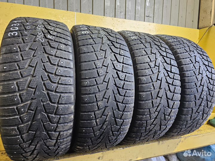 Maxxis ArcticTrekker NS3 255/55 R18 109T