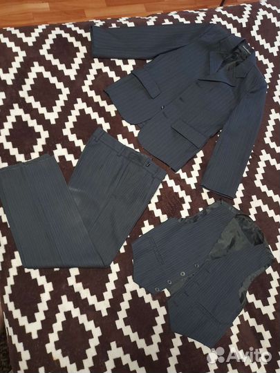 Костюм и рубашки