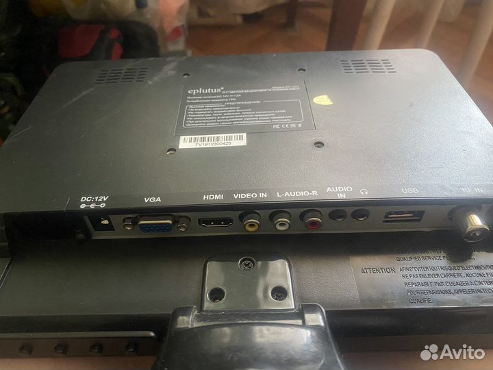 Автомобильный телевизор с цифровым тюнером