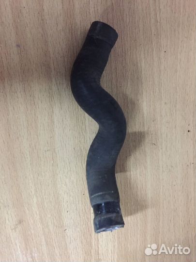Патрубок отопителя Audi A8 D3