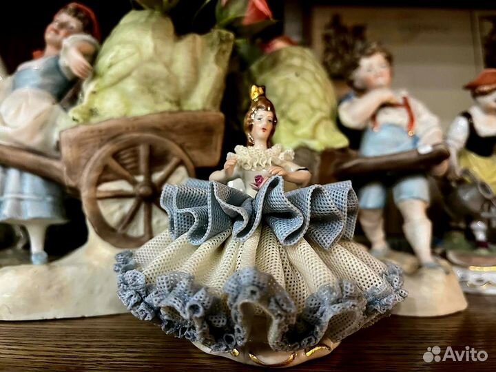 Статуэтка балерина кружевной фарфор (Germany)